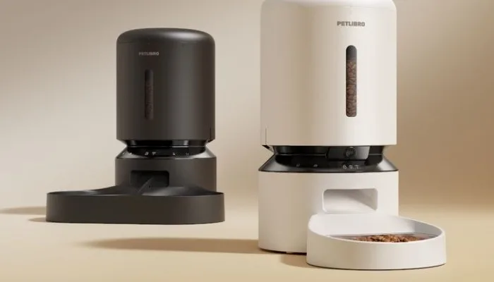 The Rise of Smart Pet Technology: Making Pet Care Easier at Home