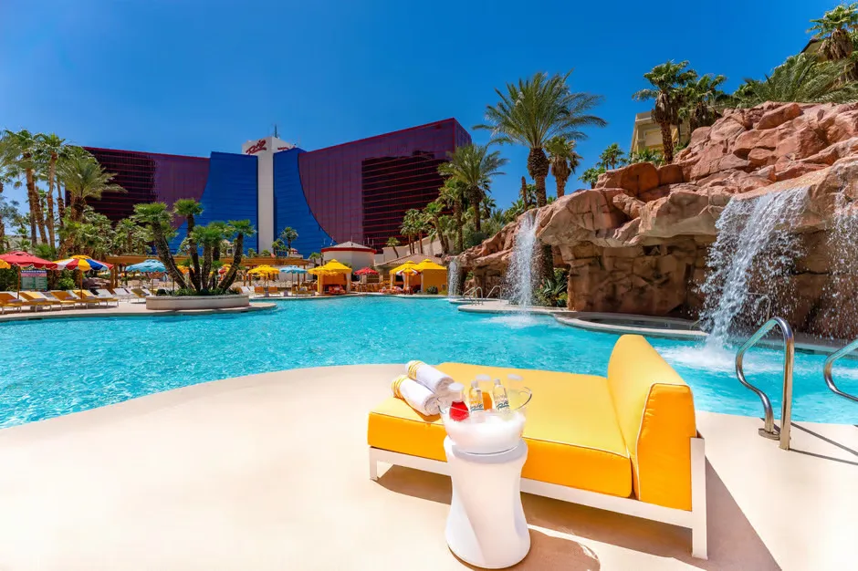 Best Las Vegas Hotels for Every Budget: From Luxury Resorts to Affordable Stays