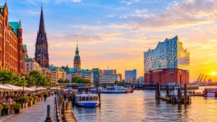 Best Places to Visit in Hamburg for Architecture, Culture, and Local Experiences
